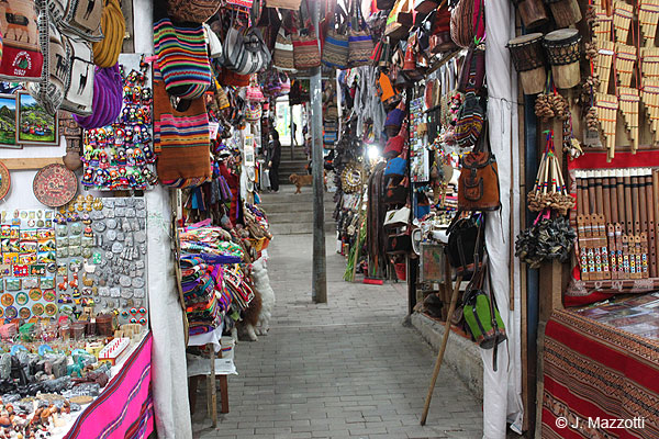 Mercado de Artesanías en Machu Picchu