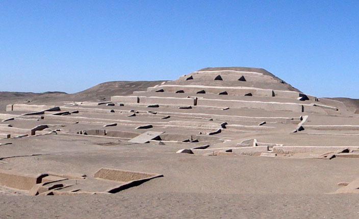 Cahuachi - Travel to Nazca